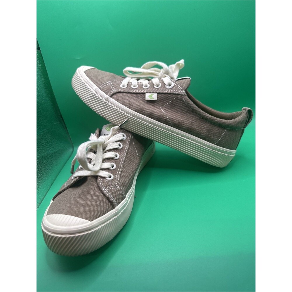 Cariuma Sneakers OCA Low Cap Tie Brown Gray Womens size 8.5/ Mens 7